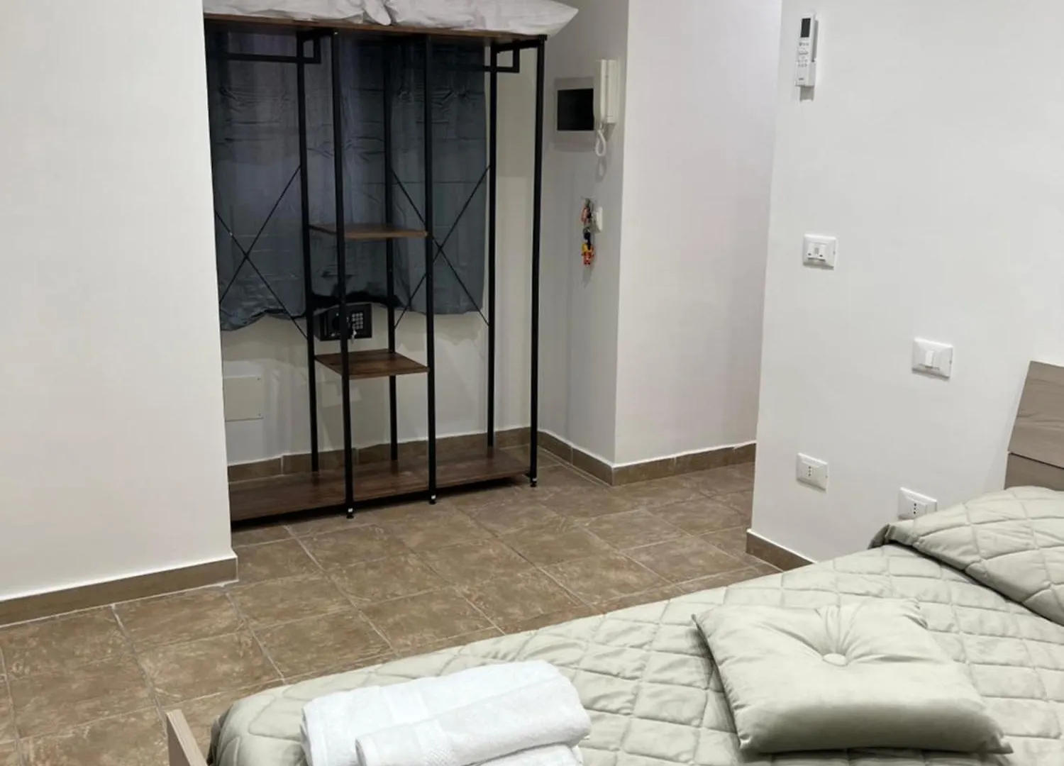 Arco Appartamenti Палермо 0*,  Италия